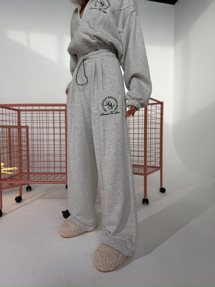 Spodnie dresowe REGULAR,...