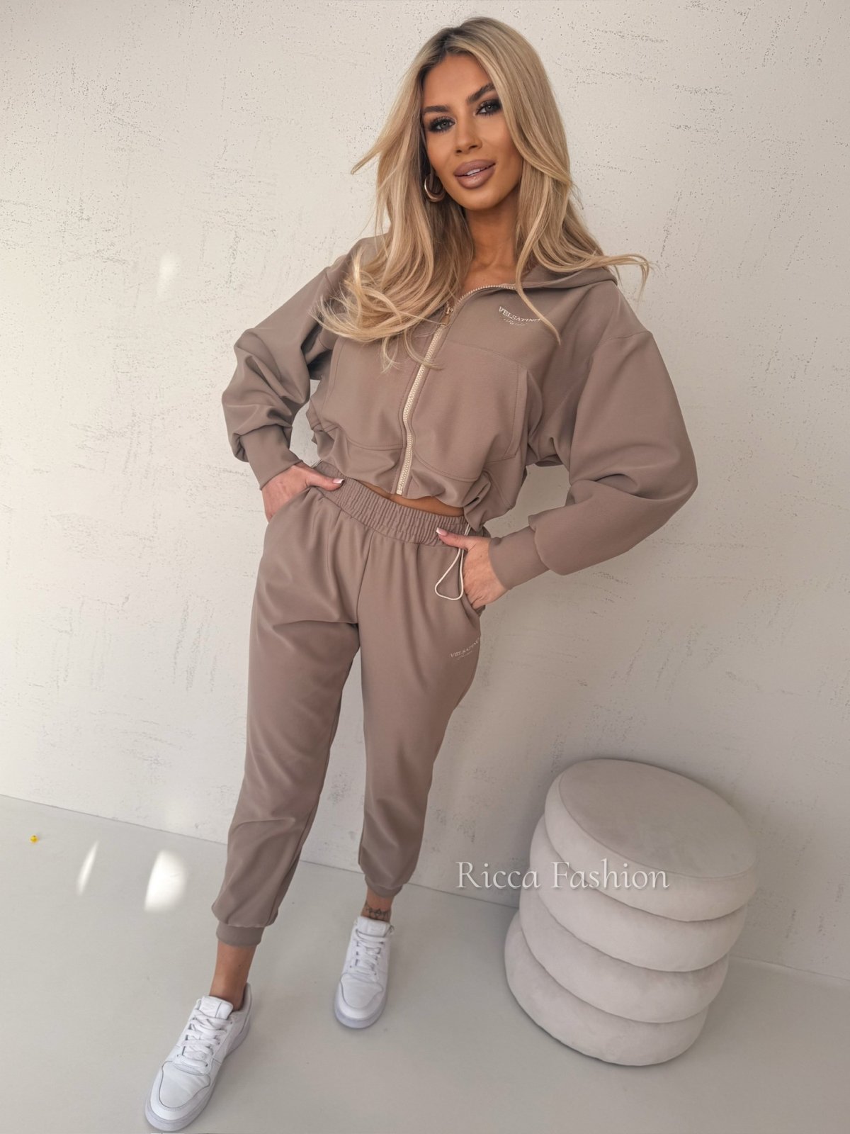 Komplet z wiskozy VESTI, mocca