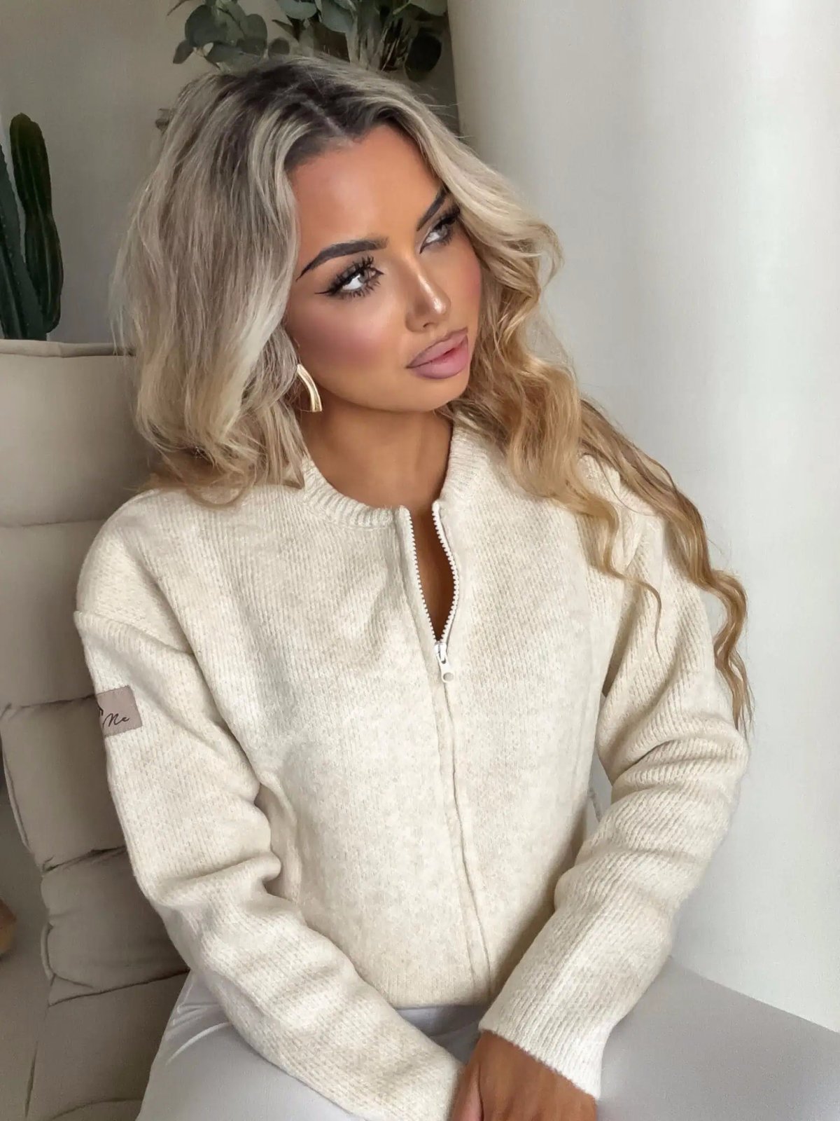 Sweter/bomberka z wełną MOHAIR, jasny beż