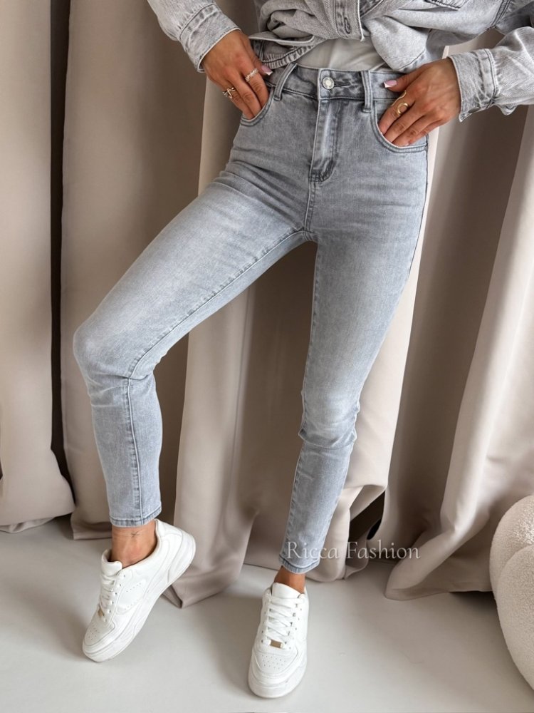 Spodnie skinny push up...