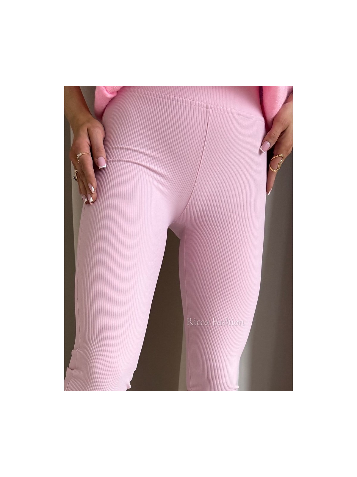 Spodnie prążkowane dzwony BEAT, powder