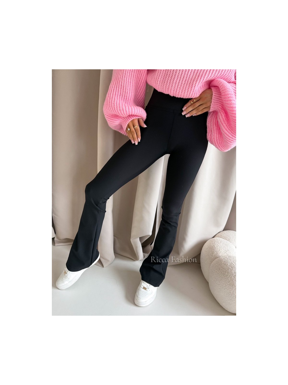 Spodnie prążkowane dzwony BEAT, black