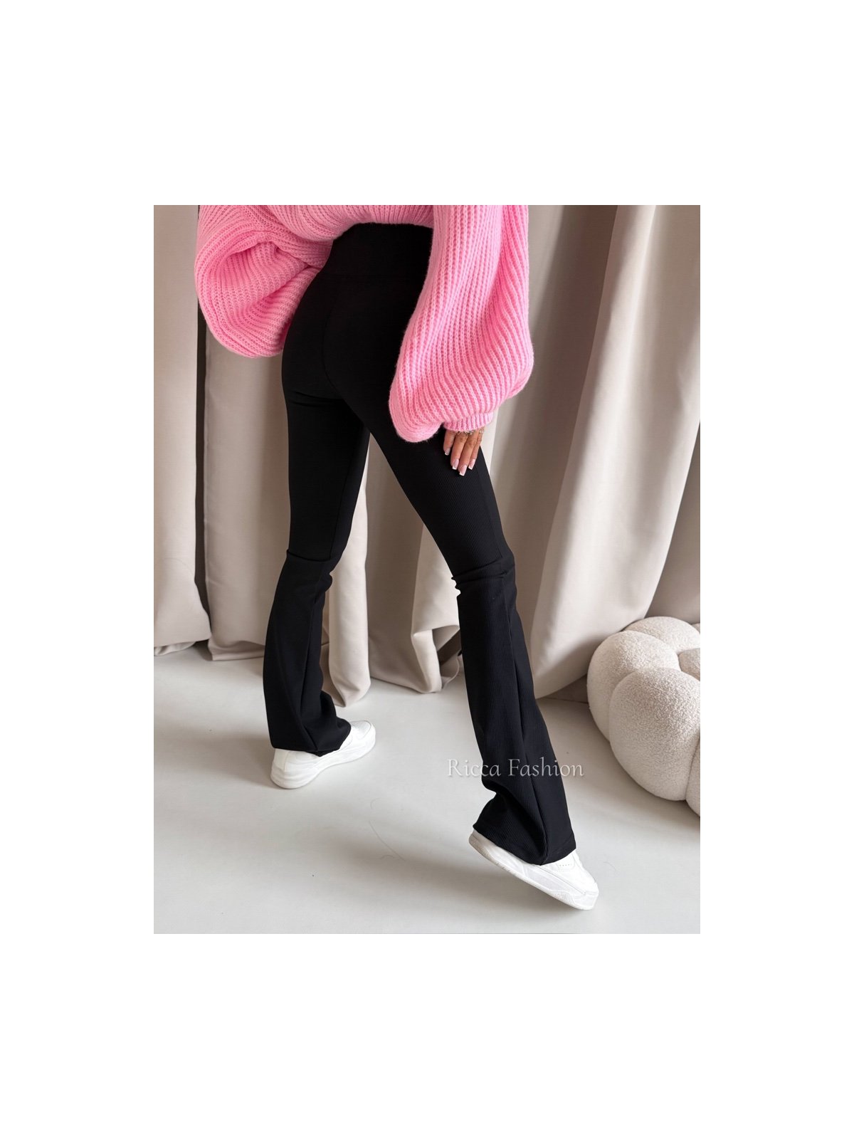 Spodnie prążkowane dzwony BEAT, black