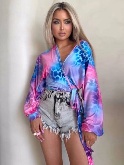 Bluzka z bawełną KAIRA print, pantera/pink