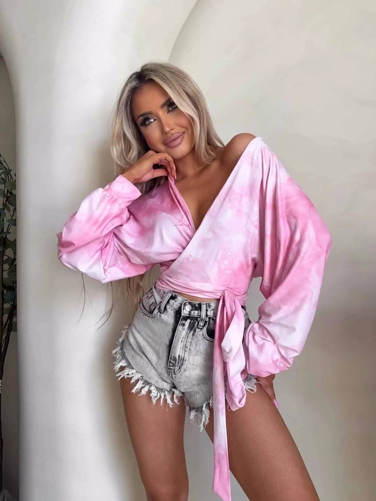 Bluzka z bawełną KAIRA print, pastel