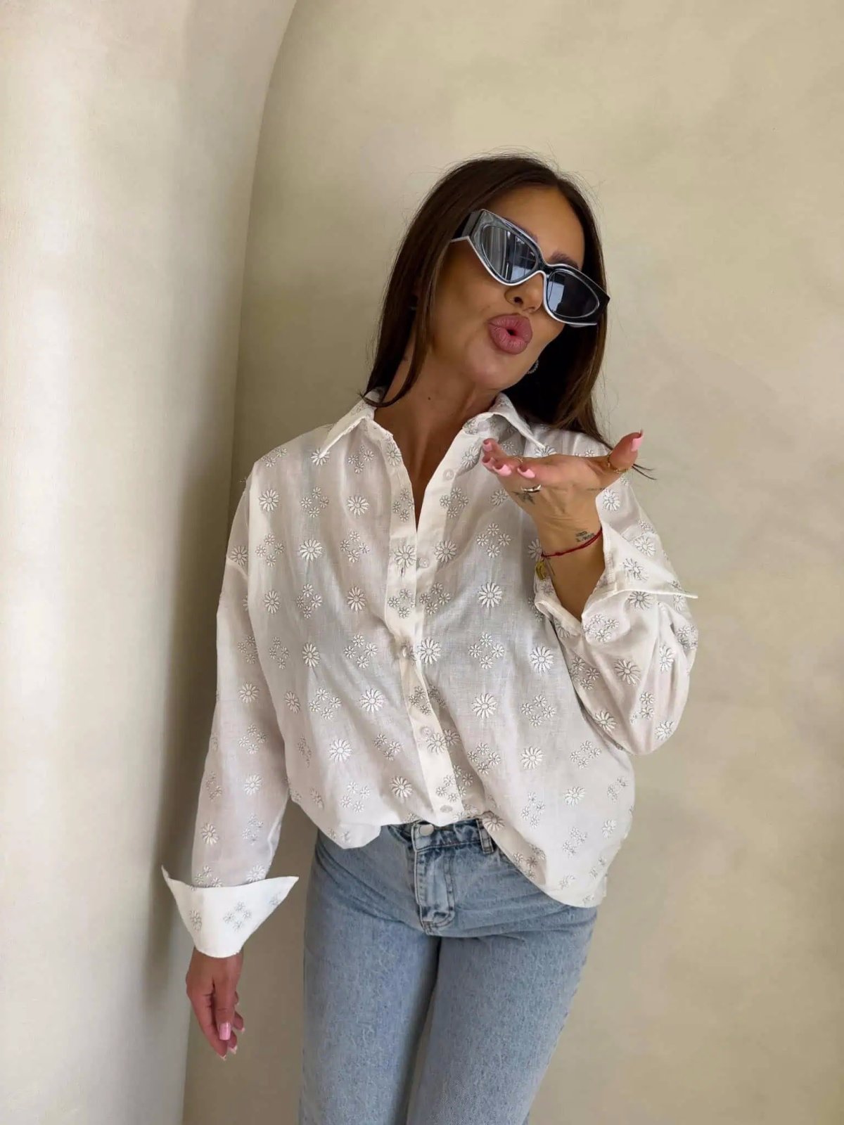 Koszula bawełniana OVER, kwiatuszki/ecru