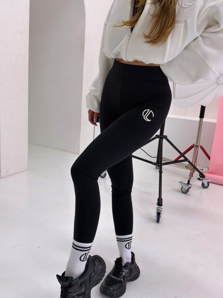 Legginsy SHAPE, black