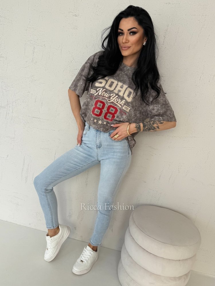 T-shirt dekatyzowany...