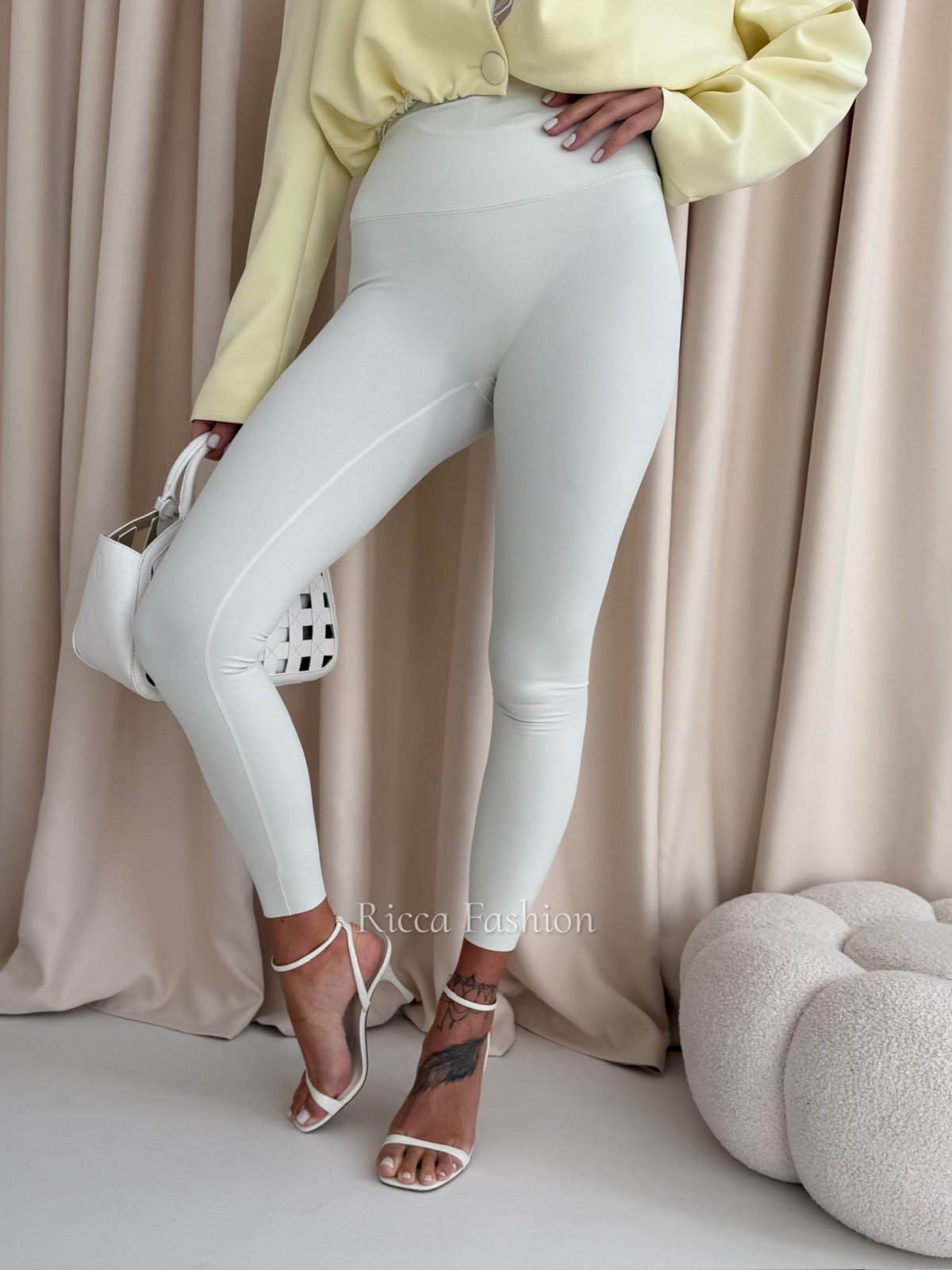 Legginsy z lycrą AZARRO, milky white