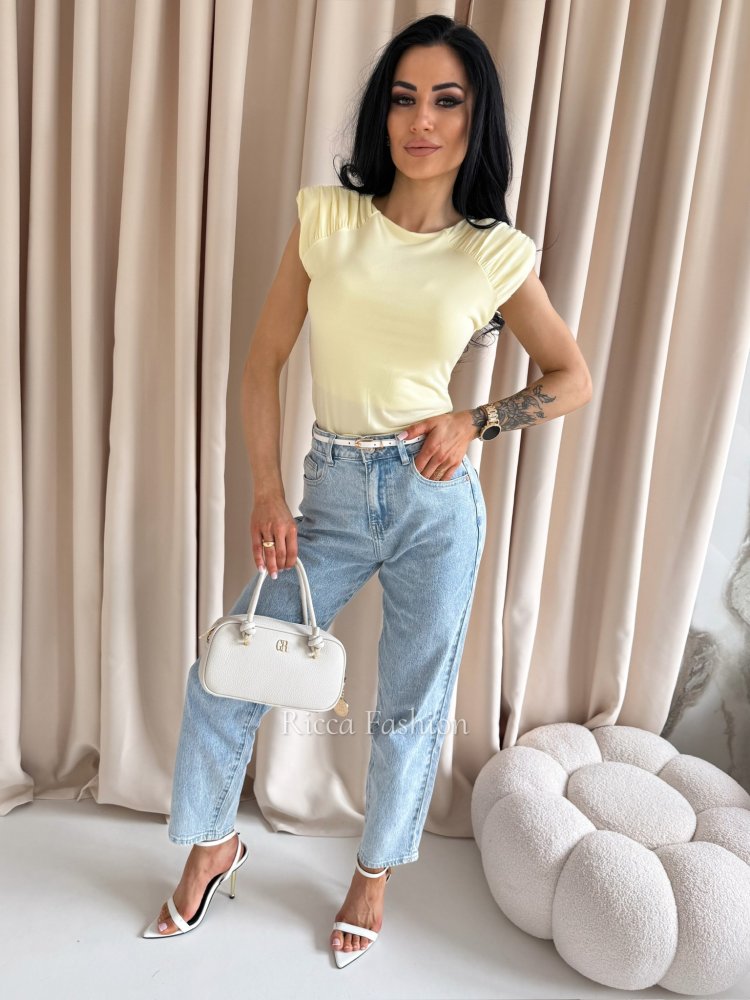 Bluzka z poduszkami...