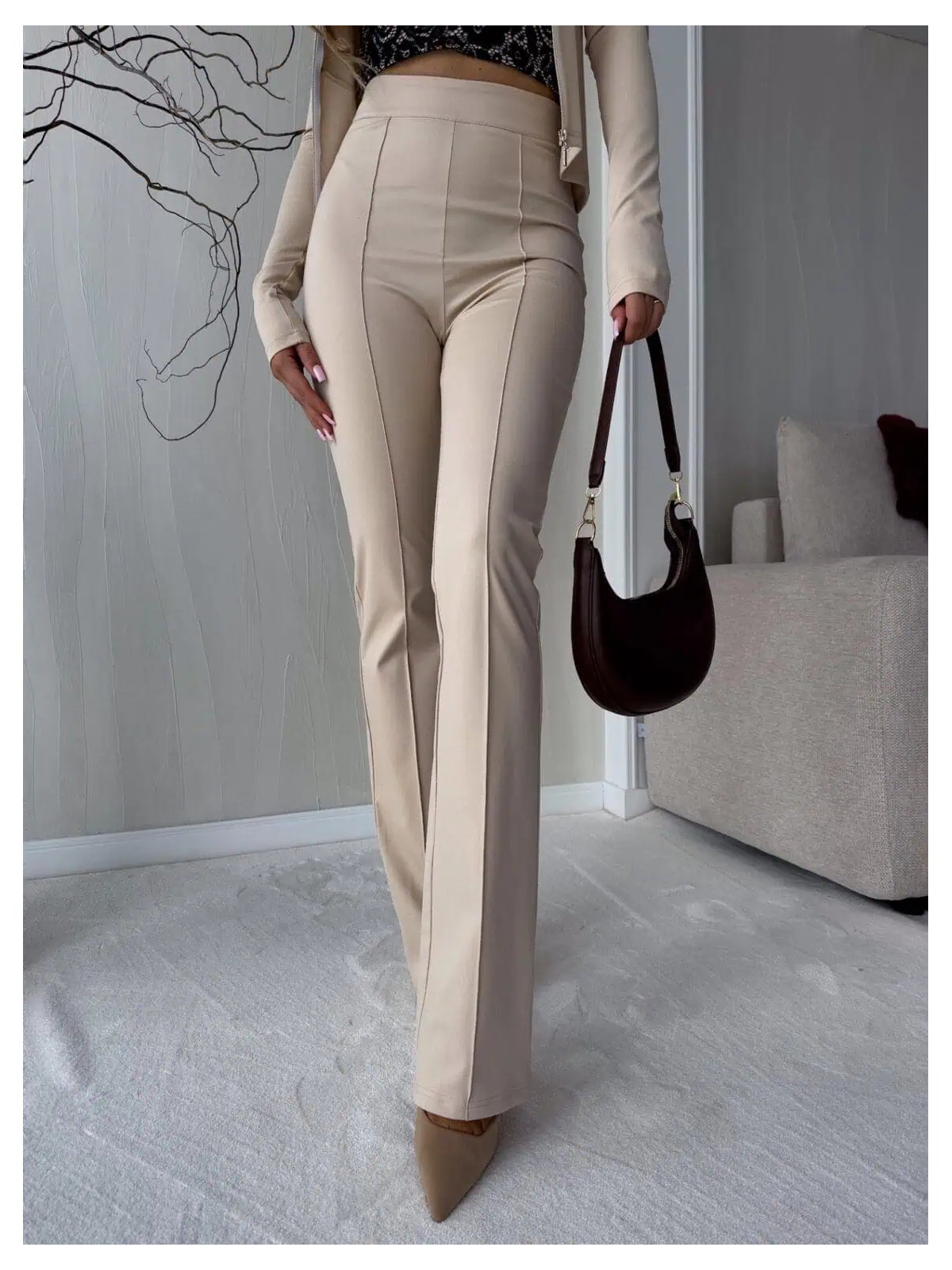 Spodnie DZWONY – jasny beż