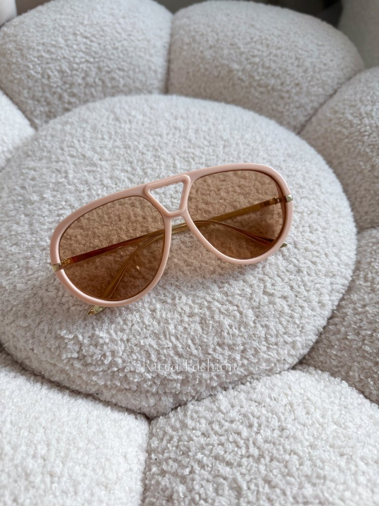 Okulary przeciwsłoneczne...