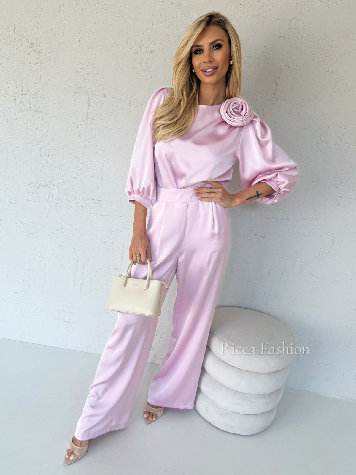 Koszula satynowa z różą EMMANUELLE, pink