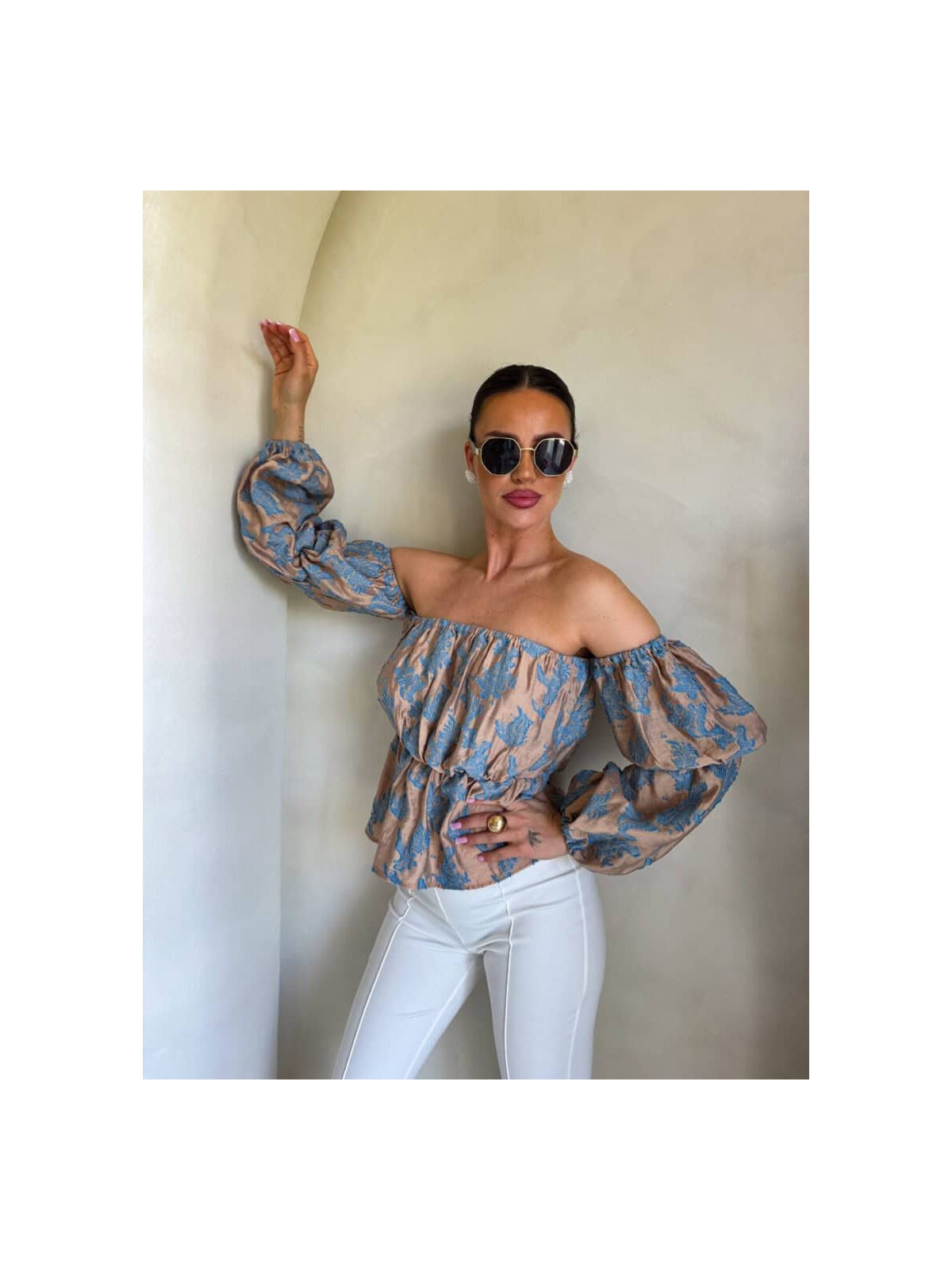 Bluzka hiszpanka MISS print ornament – blue