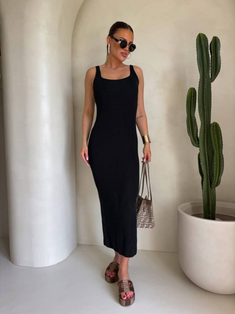 Sukienka NADI – czarna