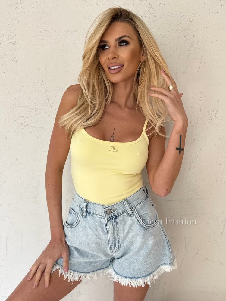 Bluzka na ramiączkach...