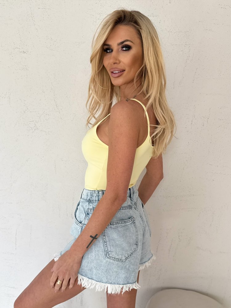 Bluzka na ramiączkach...