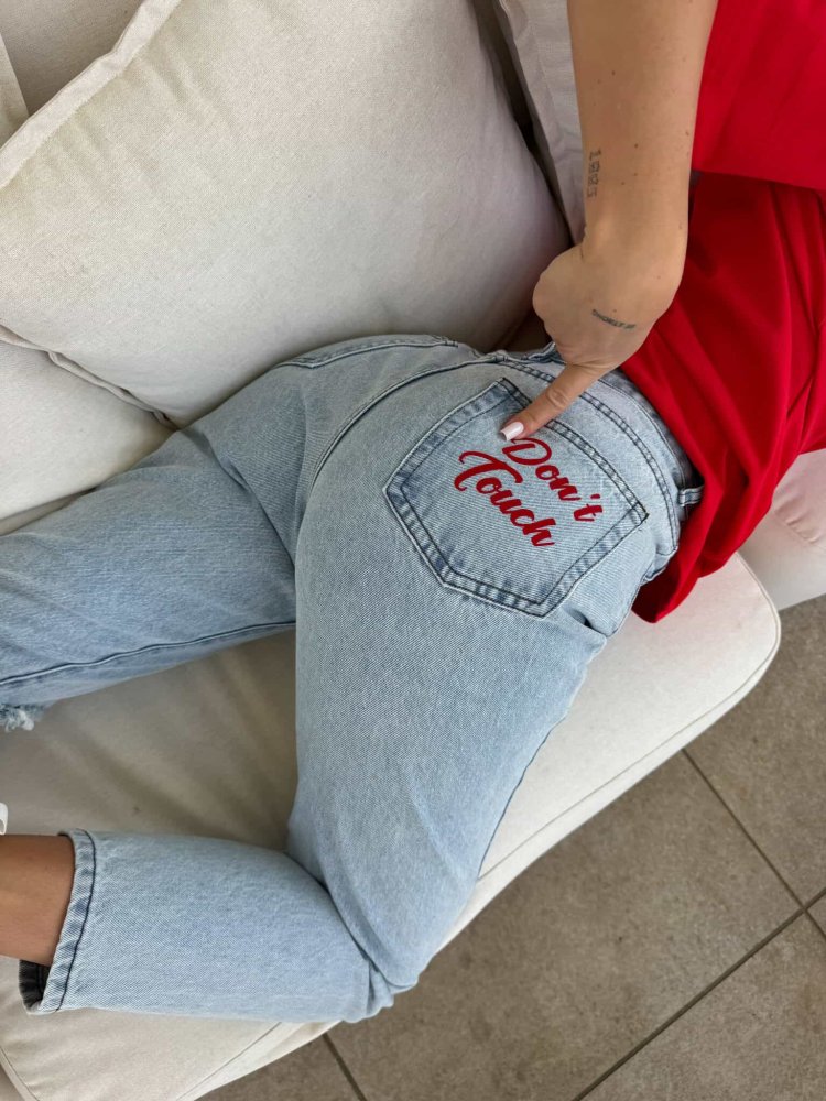 Jeansy MOM FIT DON’T TOUCH...