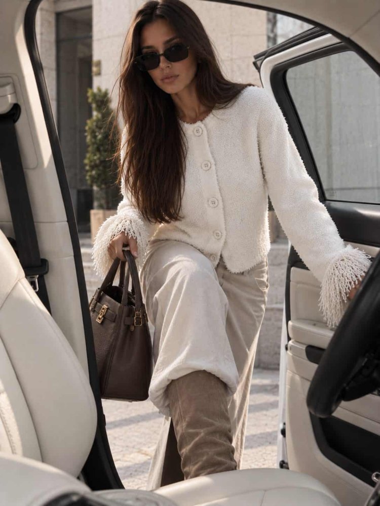 Sweter PONY – ecru