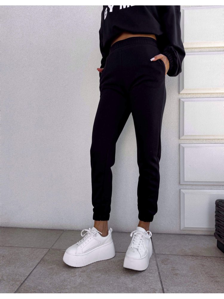 Spodnie dresowe CLASSIC –...