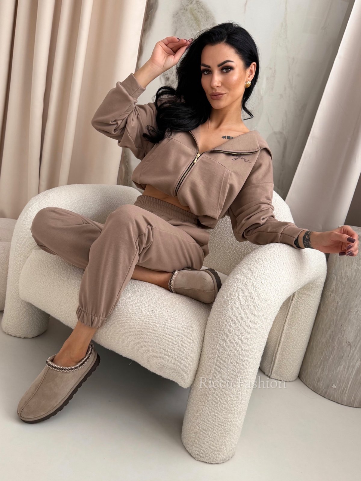 Bluza HOODIE – ciemny beż