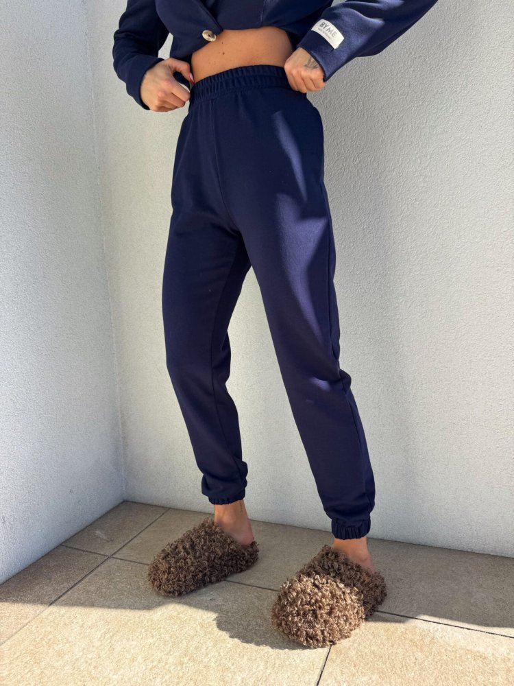 Spodnie dresowe CLASSIC –...