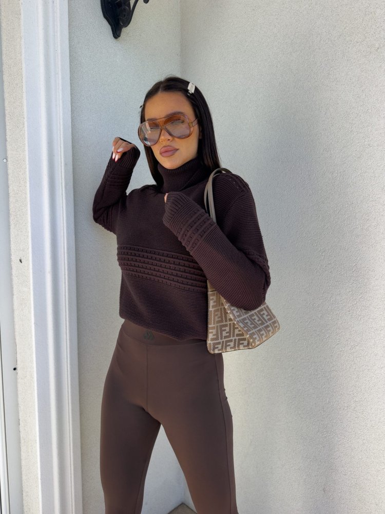 Sweter golf ALSO – czekoladowy